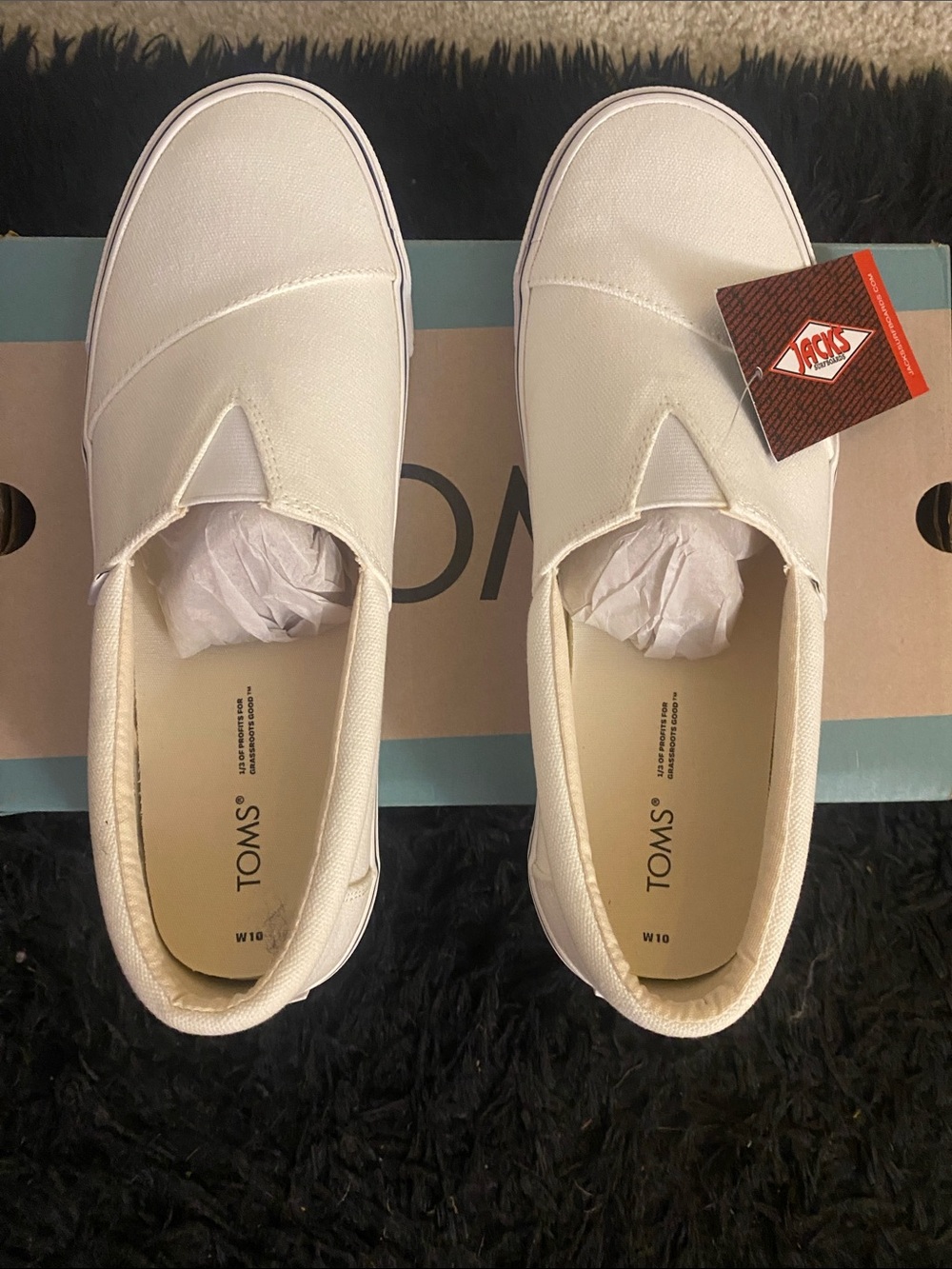 TOMS WOMEN’S Slip-On Canvas Loafers in White 10W